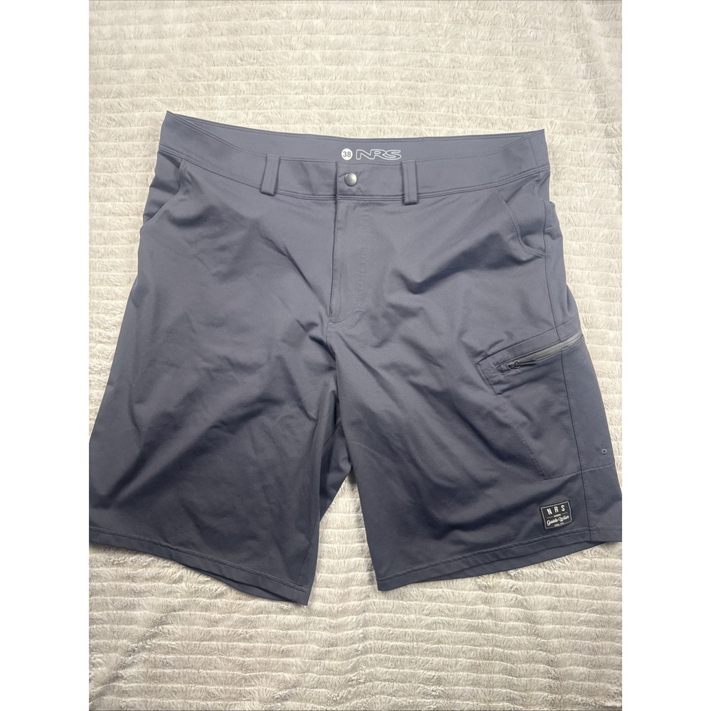 NRS Guide Wear Shorts Men 38 Gray Performance Stretch Fabric Golf UPF 50+ EUC